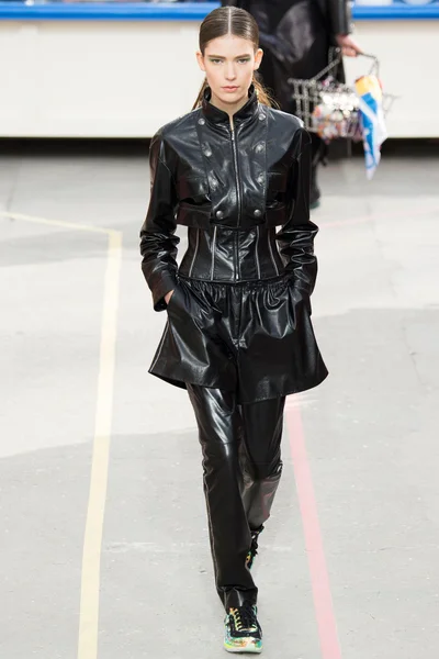 Look 58